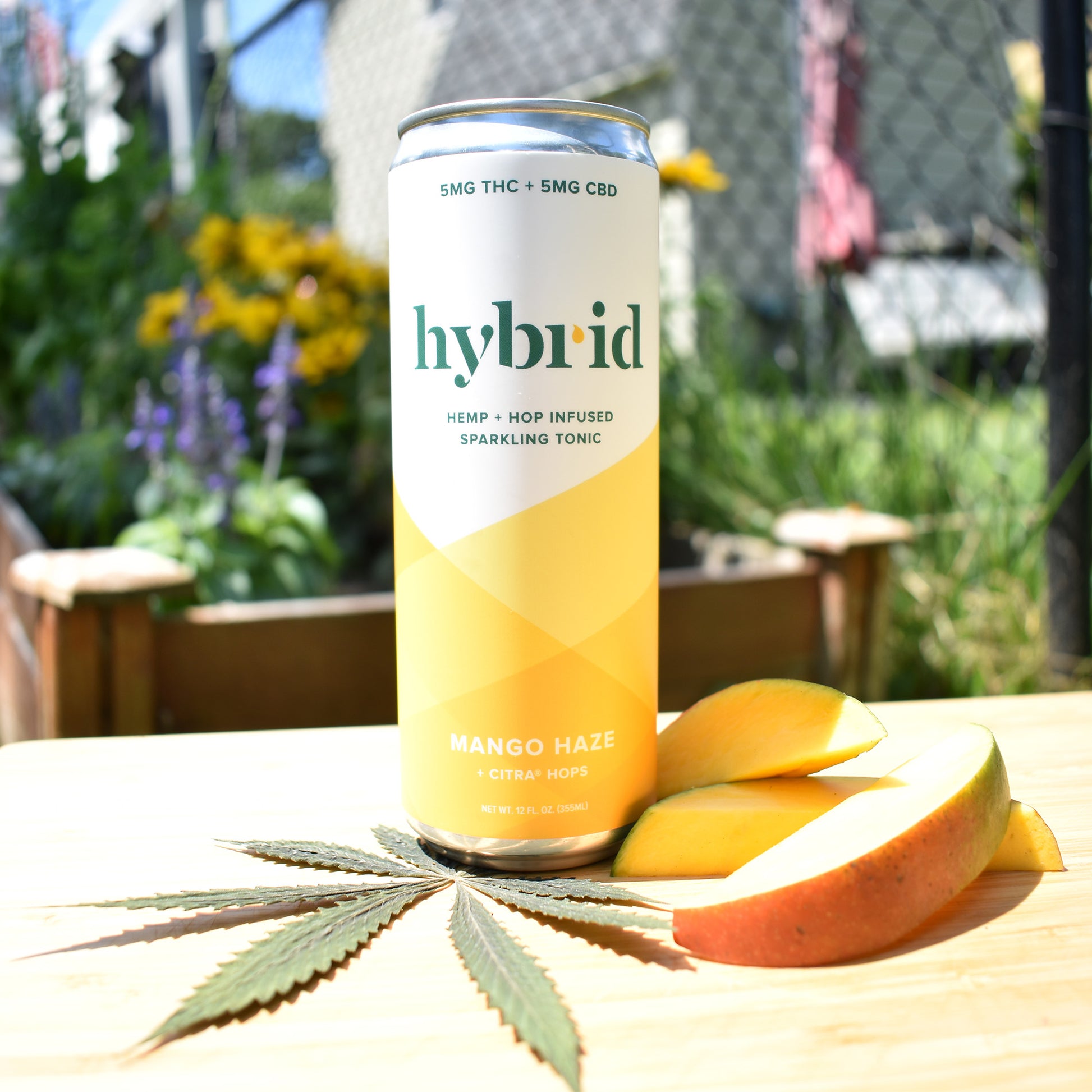 Hybrid Tonic Mango Haze with Mangoes